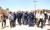 دیدار وزیر بهداشت با مردم سیل زده کوثر ریز رفسنجان