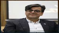 دکتر دهقانی، رئیس دانشگاه علوم پزشکی رفسنجان، با اشاره به نقش 