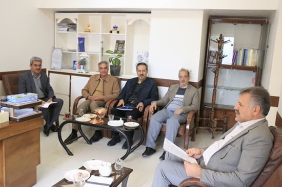 بازدید معاون اداره نظارت بر درمان وزارت بهداشت از مراکز درمانی/ تلاش برای ارائه خدمات باکیفیت به مردم 